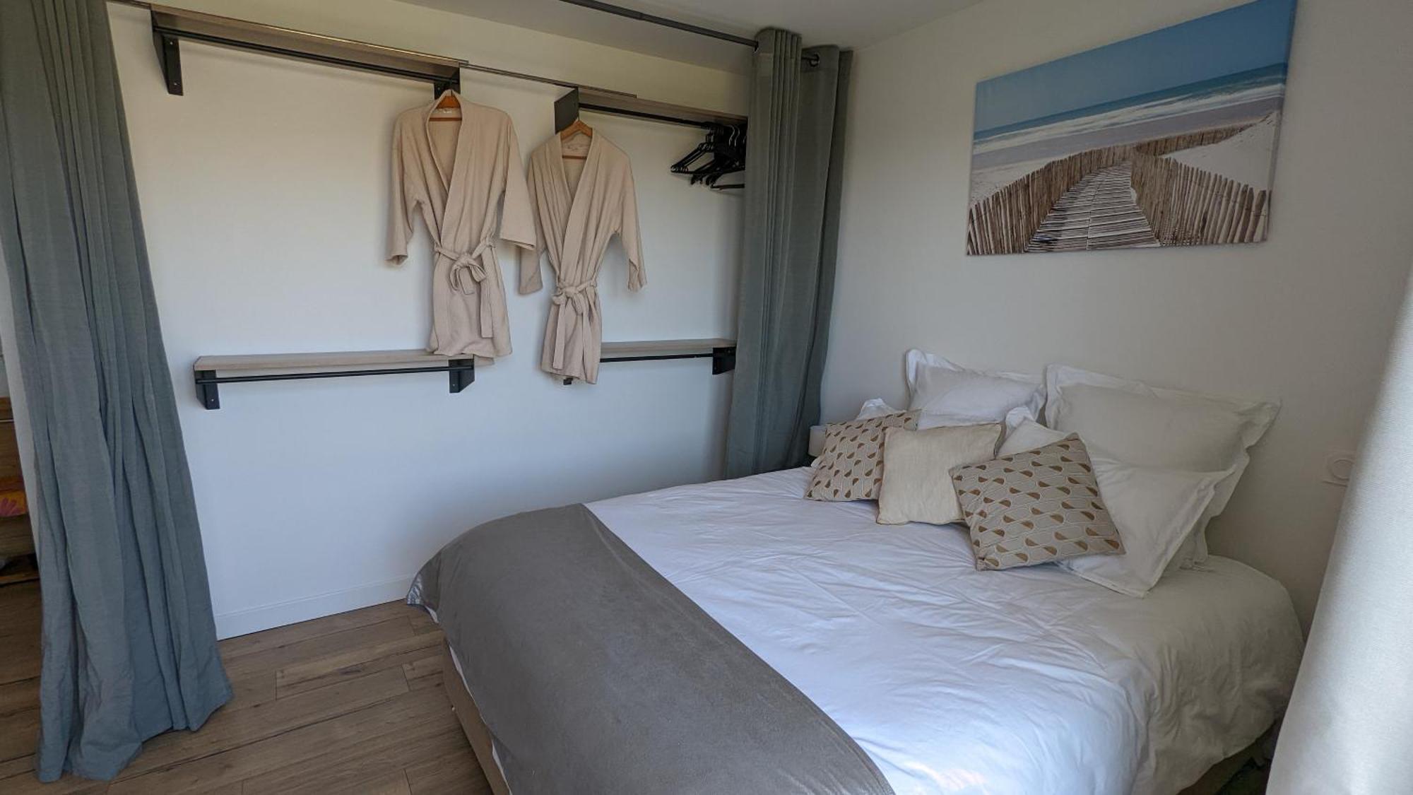 Chambre L A Tavel ภายนอก รูปภาพ